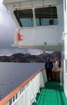 Så nærmer Bergen seg etetr vel seks timers seilas fra Florø.