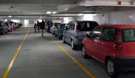 Inne på øverste dekk- like ved resepsjonen, som ligger på dekket over.