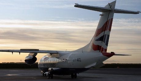 Så var det klart for avgang til Bromma ! SUN-AIR har fått tillatelse til å bruke jet-maskiner på den sentrumsnære Bromma-flyplassen i Stockholm. Selskapet bruker jetversjonen av Dornier 328 på Bromma-ruten .