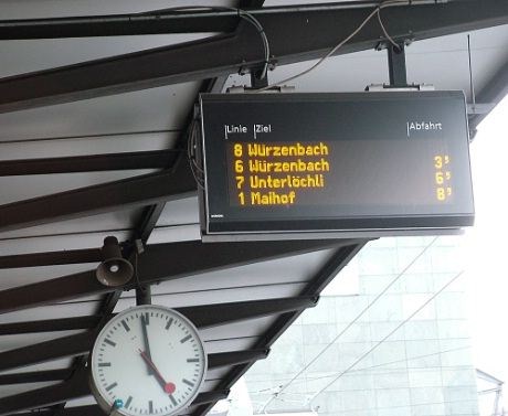 Deyt går alltid et tog i Sveits - og de går alltid på tid !