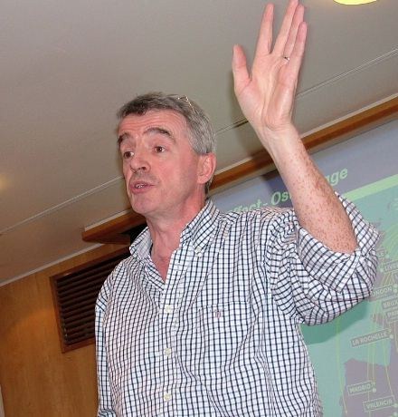 Michael O`Leary ble født den 20. mars 1961 i Kanturk som ligger ved Cork i Irland